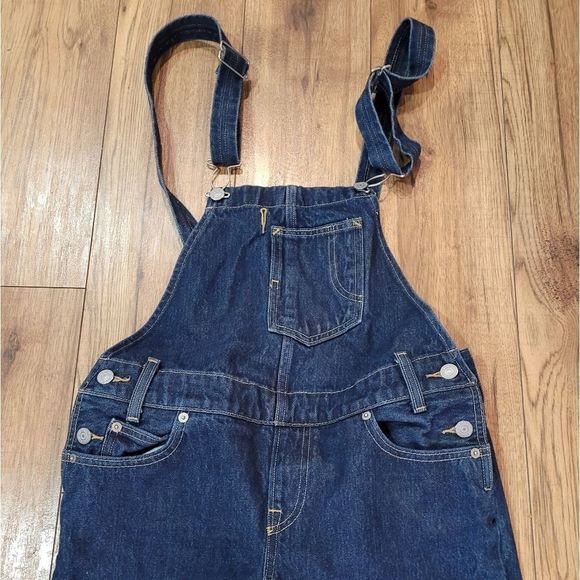SOLD!!!Levi's overalls  size xs - Picture 3 of 7